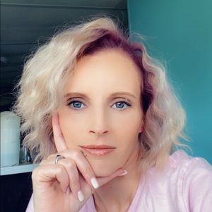 Meet your Posher, Danna